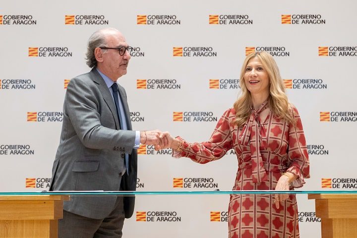 The TIA and Teltronic sign an agreement to promote the digitalisation of industry through private 5G networks The TIA and Teltronic sign an agreement to promote the digitalisation of industry through private 5G networks
